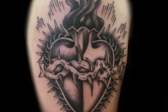 Tatuaje corazón sagrado
