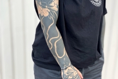 Kitsune y Daruma en brazo completo